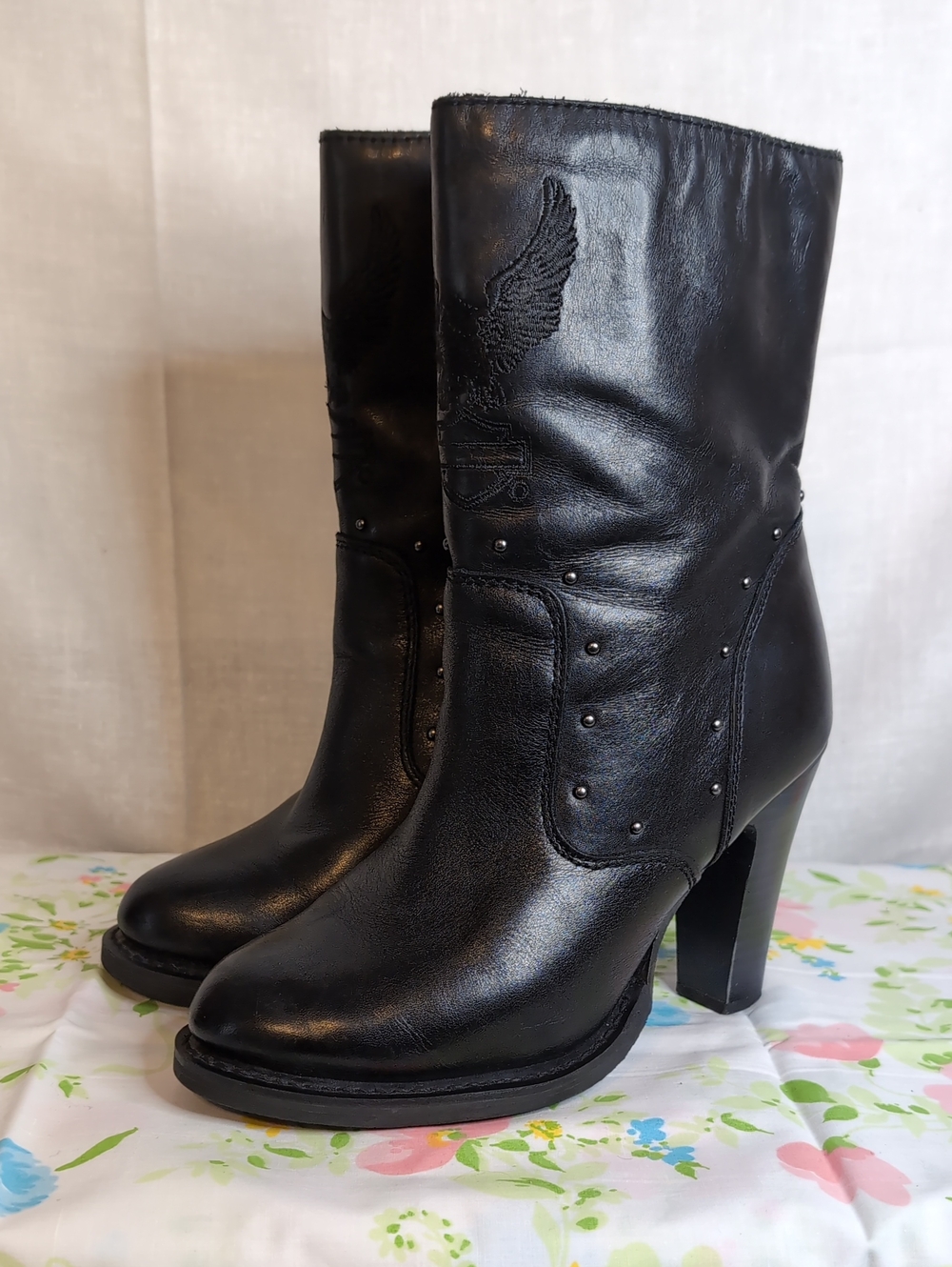 Harley Davidson Heeled Leather Stud Boots womens 6